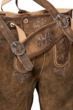 Jannis Niewöhner Bundhosen