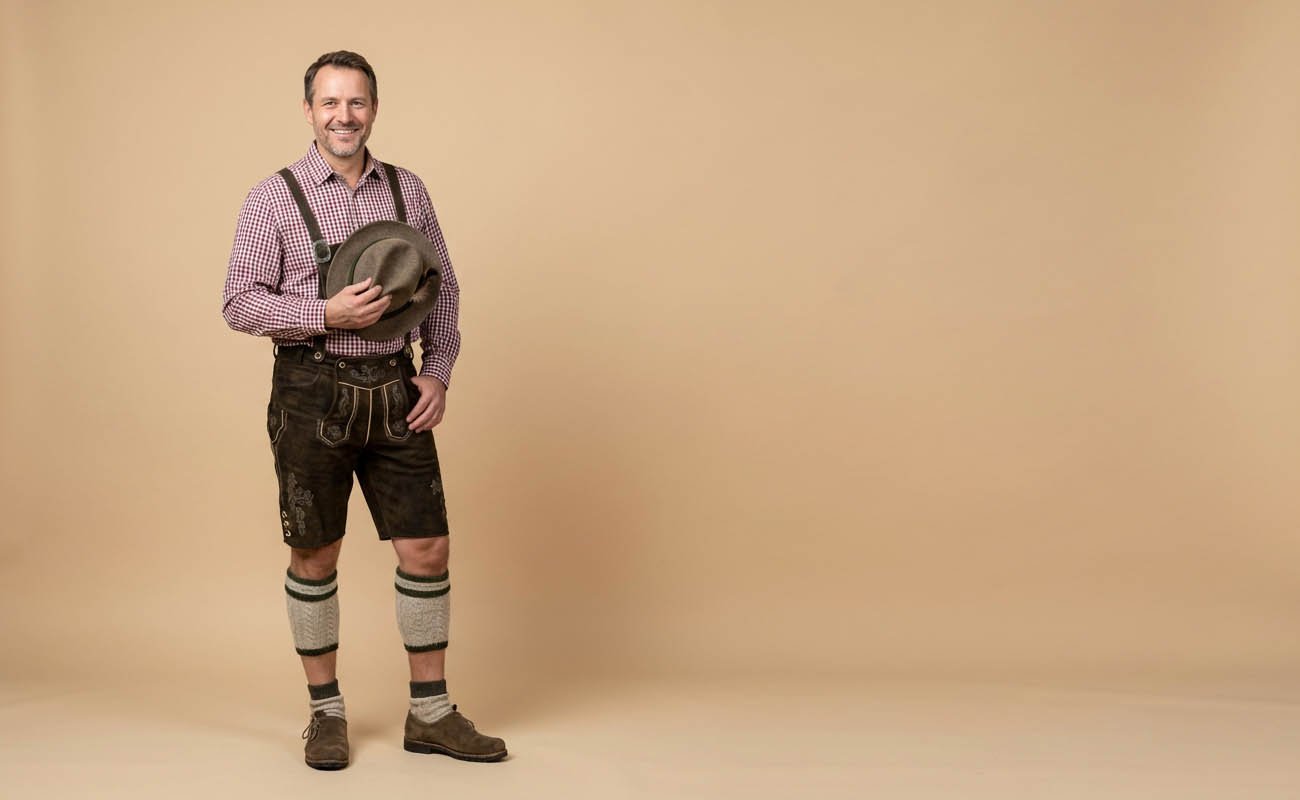 A Complete Guide to the Perfect German Oktoberfest Men’s Outfit